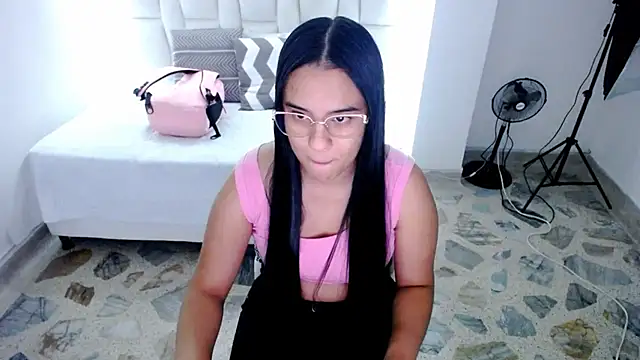 tiffany  pink online show from March 19, 2025, 7:17 pm