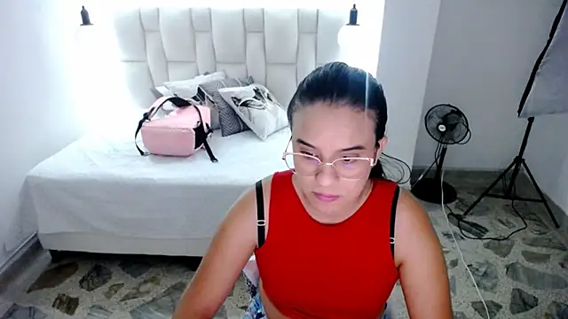 tiffany  pink online show from March 15, 2025, 9:05 pm