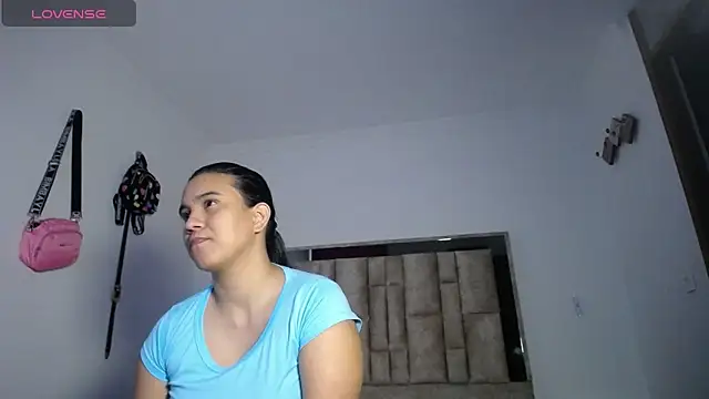 tiffany  pink online show from November 15, 2025, 10:03 pm