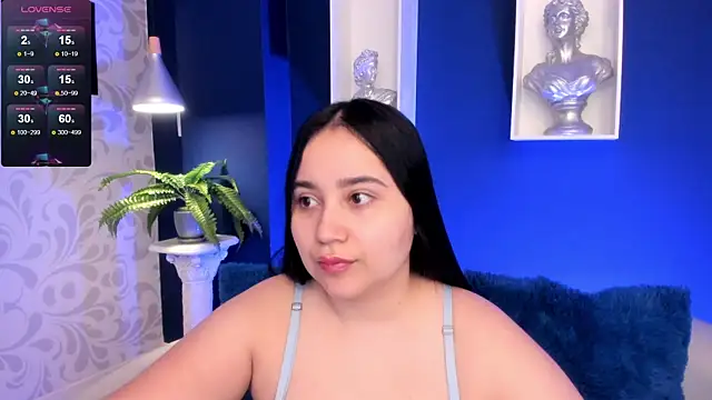 Amaraevans  online show from March 3, 2025, 12:17 pm