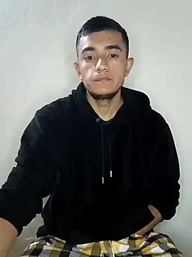 Snapshot of Thick_Cock chatting on October 20, 2025, 3:41 am Thick Cock online show from October 20, 2025, 3:41 am