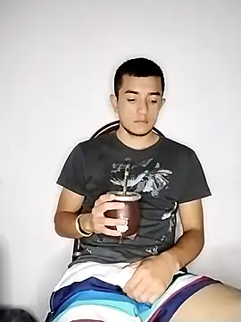 Snapshot of Thick_Cock chatting on March 7, 2025, 2:15 am Thick Cock online show from March 7, 2025, 2:15 am