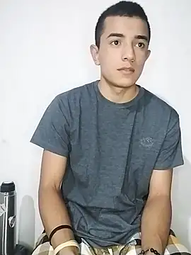 Snapshot of Thick_Cock chatting on February 18, 2025, 12:59 am Thick Cock online show from February 18, 2025, 12:59 am