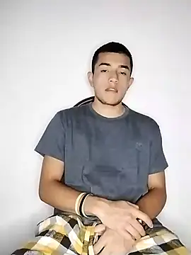 Snapshot of Thick_Cock chatting on March 4, 2025, 5:00 am Thick Cock online show from March 4, 2025, 5:00 am