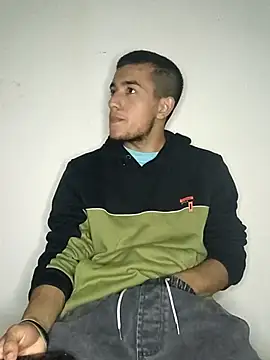 Snapshot of Thick_Cock chatting on September 23, 2025, 4:08 am Thick Cock online show from September 23, 2025, 4:08 am