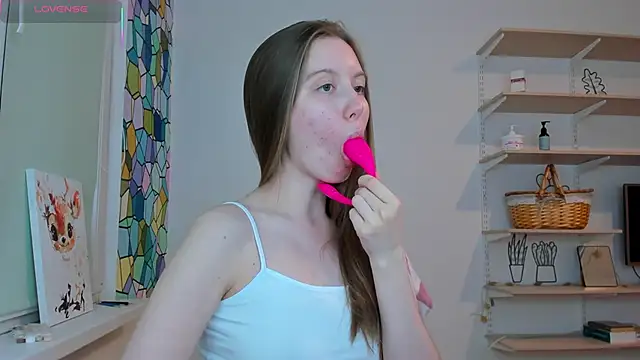 Snapshot of Peggy_Beauty chatting on October 15, 2025, 8:39 pm Peggy Beauty online show from October 15, 2025, 8:39 pm