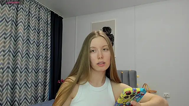 Snapshot of Peggy_Beauty chatting on March 12, 2025, 7:24 am Peggy Beauty online show from March 12, 2025, 7:24 am