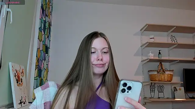 Snapshot of Peggy_Beauty chatting on October 9, 2025, 10:43 pm Peggy Beauty online show from October 9, 2025, 10:43 pm