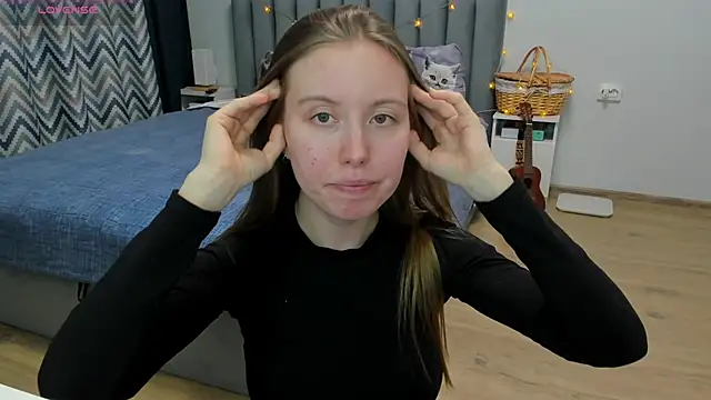 Snapshot of Peggy_Beauty chatting on March 2, 2025, 11:17 pm Peggy Beauty online show from March 2, 2025, 11:17 pm