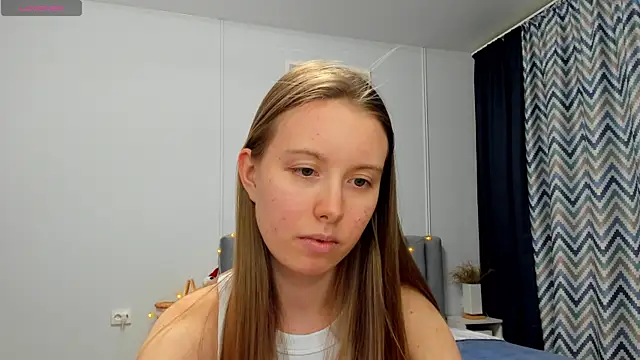 Snapshot of Peggy_Beauty chatting on December 26, 2024, 9:15 pm Peggy Beauty online show from December 26, 2024, 9:15 pm