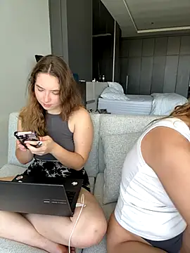 Snapshot of Nura_n_Sarah chatting on October 12, 2025, 4:03 am Nura n Sarah online show from October 12, 2025, 4:03 am