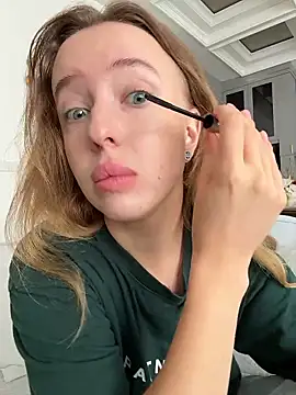 Nura n Sarah online show from January 11, 2026, 5:03 am