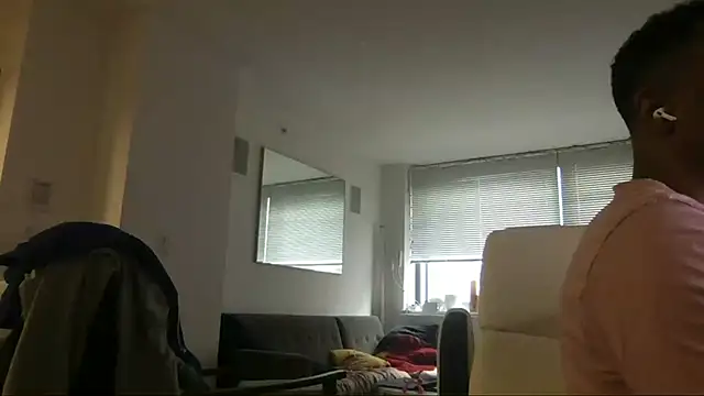 Snapshot of theblacklordmaster chatting on March 7, 2025, 7:38 pm theblacklordmaster online show from March 7, 2025, 7:38 pm