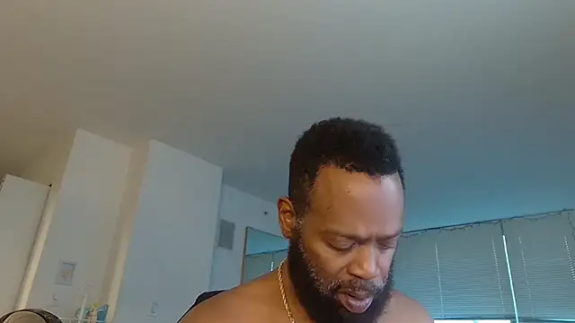 Snapshot of theblacklordmaster chatting on October 9, 2025, 12:06 pm theblacklordmaster online show from October 9, 2025, 12:06 pm