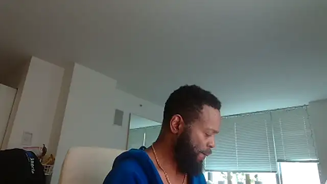 Snapshot of theblacklordmaster chatting on October 29, 2025, 1:10 pm theblacklordmaster online show from October 29, 2025, 1:10 pm