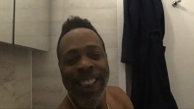 Snapshot of theblacklordmaster chatting on February 24, 2025, 12:26 pm theblacklordmaster online show from February 24, 2025, 12:26 pm