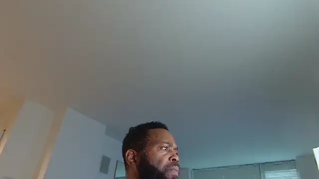 Snapshot of theblacklordmaster chatting on October 23, 2025, 12:04 pm theblacklordmaster online show from October 23, 2025, 12:04 pm