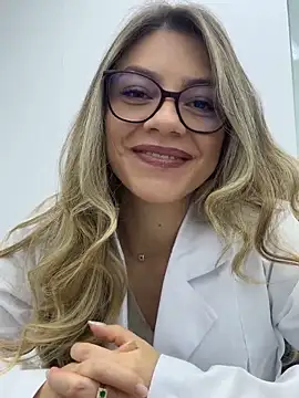 alicee16 online show from February 1, 2026, 3:54 pm