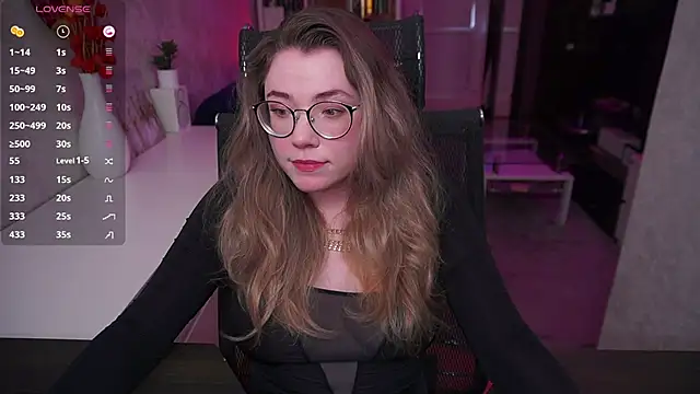 Snapshot of RemyCute chatting on June 3, 2026, 5:17 pm RemyCute online show from June 3, 2026, 5:17 pm