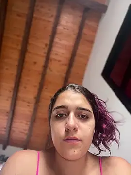 Alicia Ruiz online show from January 10, 2025, 6:06 pm