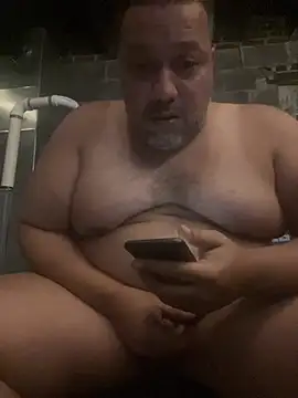 bigzae82 online show from February 27, 2025, 7:51 am