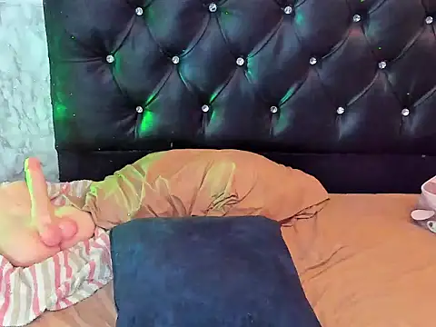 TATIANA LOPEZ19 online show from January 30, 2025, 6:24 am