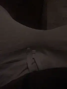 chrille82 online show from October 6, 2025, 9:37 pm