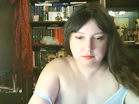 Snapshot of CarrieQPeach chatting on October 11, 2025, 7:15 pm CarrieQPeach online show from October 11, 2025, 7:15 pm