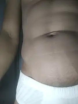 rounakhunk online show from November 8, 2025, 9:07 pm