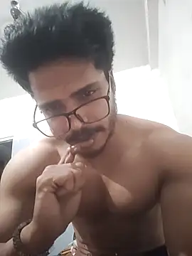 Snapshot of rounakhunk chatting on June 1, 2026, 9:03 pm rounakhunk online show from June 1, 2026, 9:03 pm