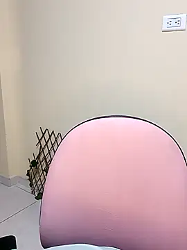 Snapshot of nammy__dirtyhott chatting on October 16, 2025, 1:52 pm nammy dirtyhott online show from October 16, 2025, 1:52 pm