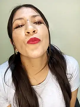 Snapshot of nammy__dirtyhott chatting on October 28, 2025, 2:16 pm nammy dirtyhott online show from October 28, 2025, 2:16 pm