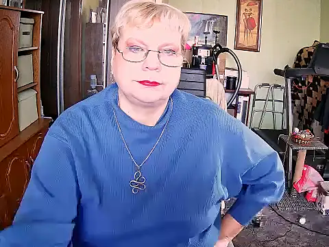 Snapshot of LOLA8888 chatting on October 14, 2025, 10:38 am LOLA8888 online show from October 14, 2025, 10:38 am