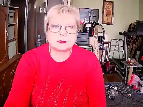 Snapshot of LOLA8888 chatting on October 16, 2025, 11:07 am LOLA8888 online show from October 16, 2025, 11:07 am