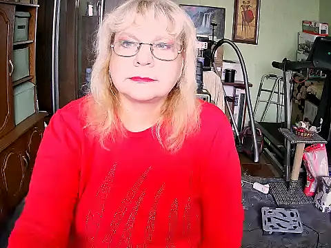 Snapshot of LOLA8888 chatting on October 1, 2025, 11:03 am LOLA8888 online show from October 1, 2025, 11:03 am