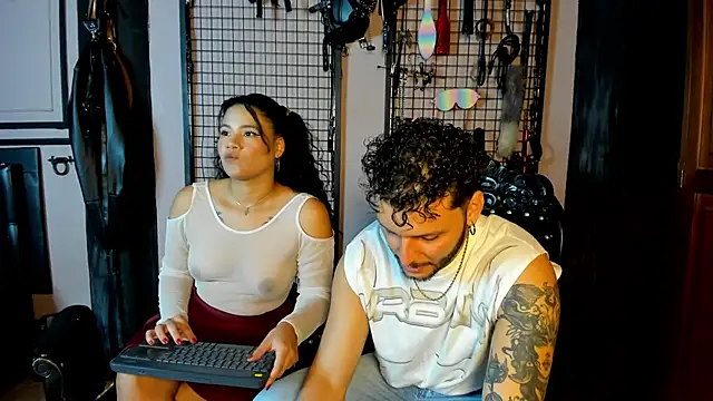 Snapshot of Twisted_Fantasy chatting on February 13, 2026, 3:50 am Twisted Fantasy online show from February 13, 2026, 3:50 am