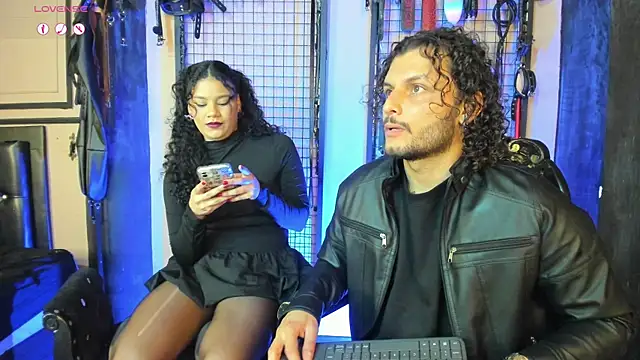 Snapshot of Twisted_Fantasy chatting on October 1, 2025, 4:28 am Twisted Fantasy online show from October 1, 2025, 4:28 am