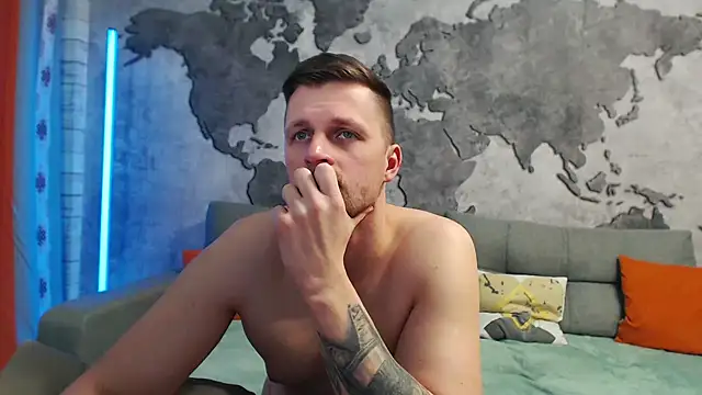 VikingChrisss online show from December 13, 2024, 10:41 am