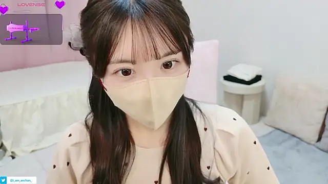 Snapshot of anchan_ chatting on May 17, 2026, 1:33 pm anchan online show from May 17, 2026, 1:33 pm
