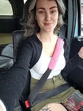 Lilmissvyx online show from January 12, 2026, 4:47 pm