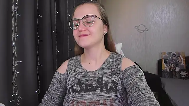 MissBrightShine online show from February 15, 2026, 11:09 am