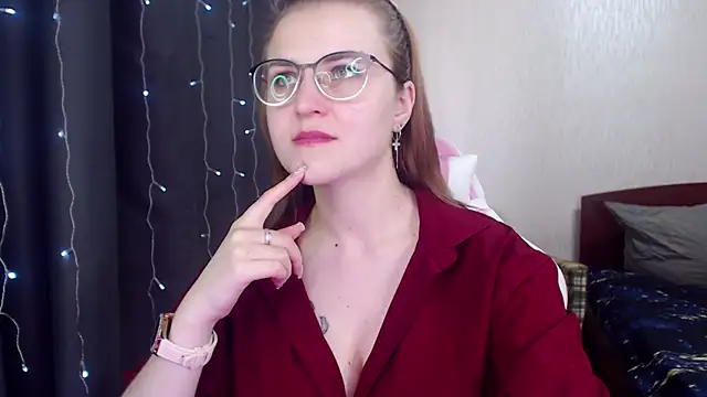MissBrightShine online show from February 16, 2025, 10:10 am