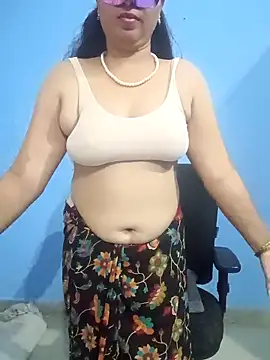 Snapshot of SANJU5888 chatting on October 29, 2025, 4:17 pm SANJU5888 online show from October 29, 2025, 4:17 pm