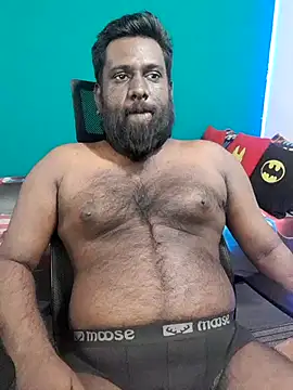 Rayansmith  online show from March 22, 2026, 11:39 pm