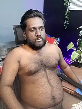 Snapshot of Rayansmith_ chatting on October 19, 2025, 10:40 am Rayansmith  online show from October 19, 2025, 10:40 am