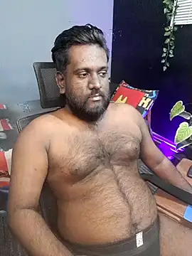 Snapshot of Rayansmith_ chatting on October 5, 2025, 11:23 am Rayansmith  online show from October 5, 2025, 11:23 am