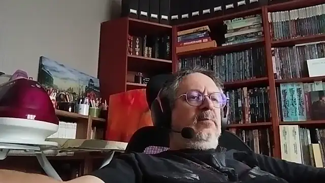 Snapshot of Mandra_is_a_whore chatting on October 23, 2025, 9:52 am Mandra is a whore online show from October 23, 2025, 9:52 am