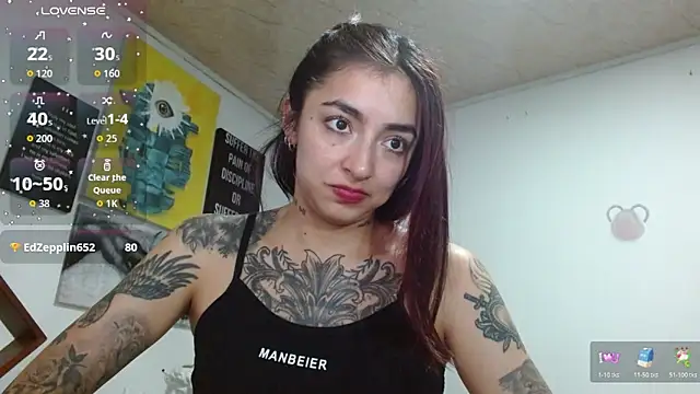 ZoeBakers  online show from June 3, 2026, 4:24 am