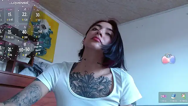 Snapshot of ZoeBakers_ chatting on September 26, 2025, 5:53 pm ZoeBakers online show from September 26, 2025, 5:53 pm