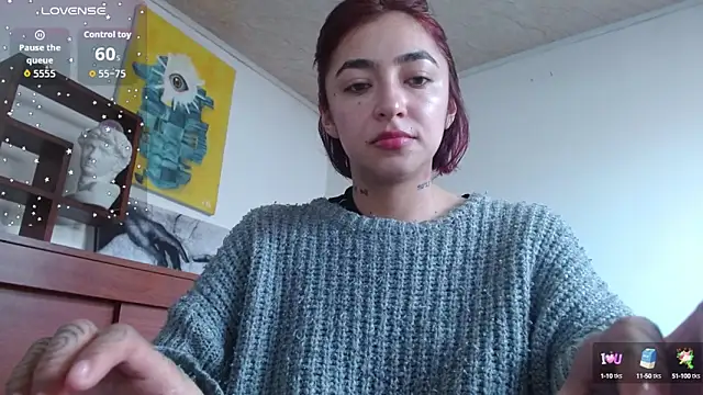 Snapshot of ZoeBakers_ chatting on September 17, 2025, 1:02 pm ZoeBakers online show from September 17, 2025, 1:02 pm